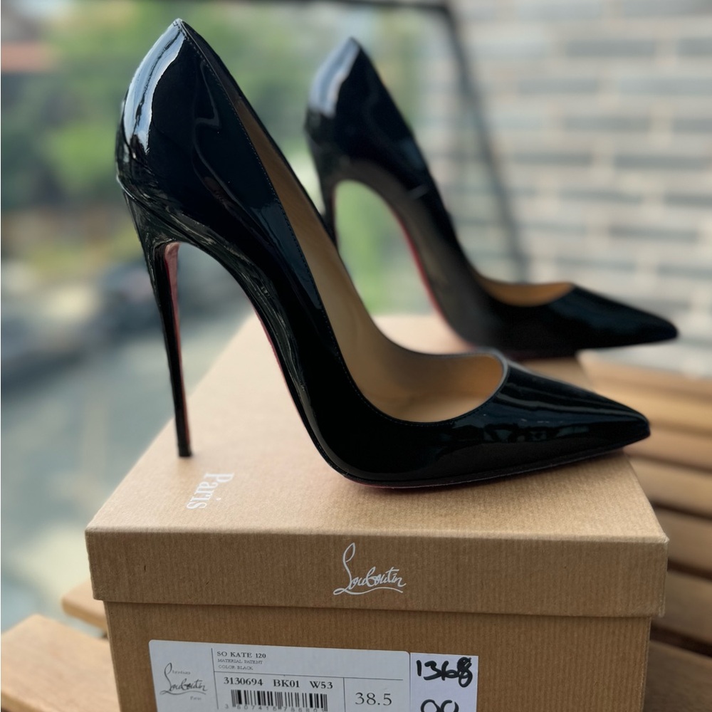 So Kate - Christian Louboutin - Picture 2 of 5
